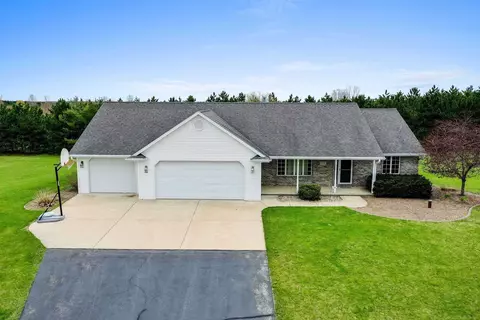 715 Sundance Dr, Sobieski, WI 54171