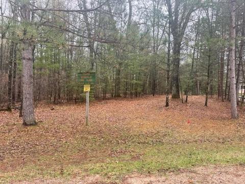 W1447 Red Cloud Trail, Keshena, WI 54135