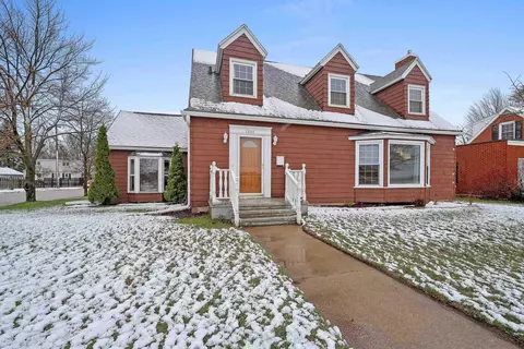 1901 18th Ave, Menominee, MI 49858