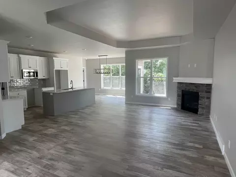 W6581 Ethan Drive, Appleton, WI 54915 photo 2