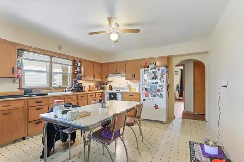 2402 Gmeiner Rd, Appleton, WI 54915 photo 6