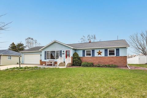 1614 Dawn St, Algoma, WI 54201