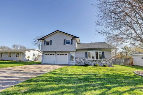 1516 Buffalo St, Green Bay, WI 54313