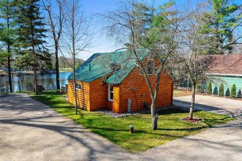 n7294 Nelezen Court, Crivitz, WI 54114