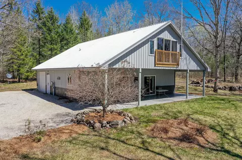 e3649 County Road G, Iola, WI 54945
