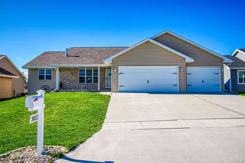 3022 Emmalane Dr, Green Bay, WI 54311