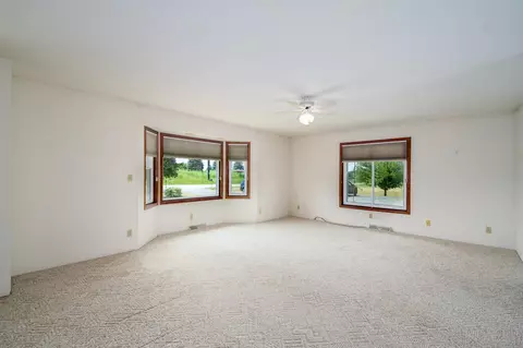 7400 County Rd E, Omro, WI 54963 photo 4