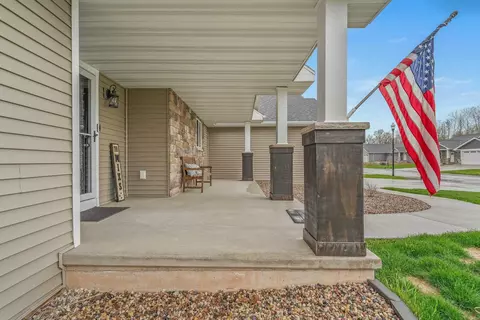 4835 N Vincent Dr, Appleton, WI 54913 photo 3