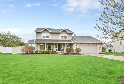 3917 Wolf Ct, Green Bay, WI 54301