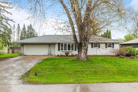 3330 W Florida Ave, Appleton, WI 54914