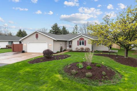 n9174 Hoffmann Court, Menasha, WI 54952