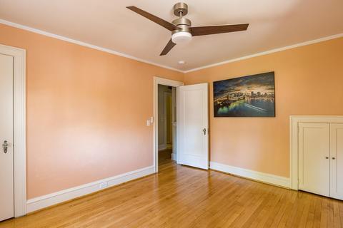 910 E College Ave, Appleton, WI 54911 photo 32