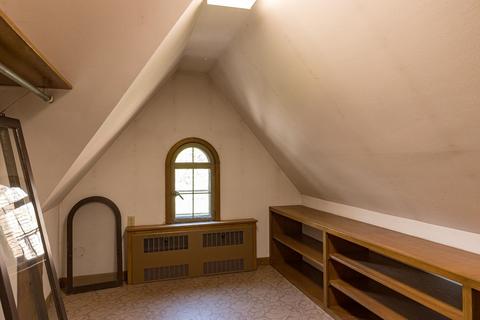 910 E College Ave, Appleton, WI 54911 photo 37
