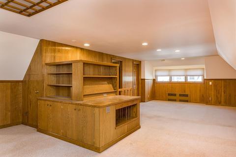 910 E College Ave, Appleton, WI 54911 photo 35