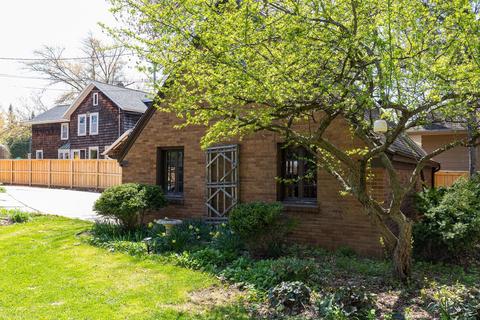 910 E College Ave, Appleton, WI 54911 photo 45