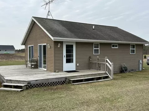 n11942 Freele Road, Wausaukee, WI 54177