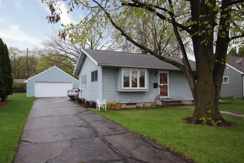 417 S Western Ave, Neenah, WI 54956