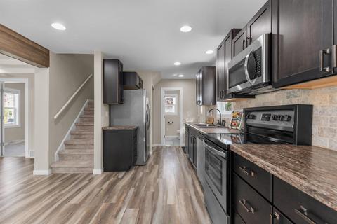 1423 W Packard St, Appleton, WI 54914 photo 8