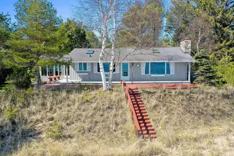 3720 Glidden Dr, Sturgeon Bay, WI 54235