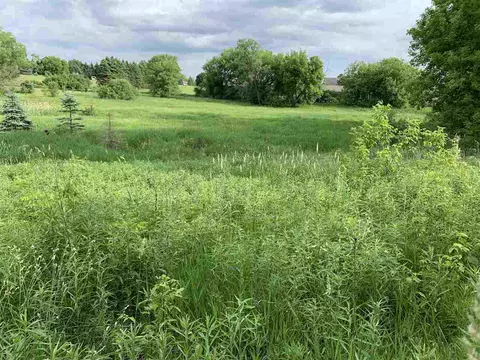 Spring Valley Drive, Greenville, WI 54942