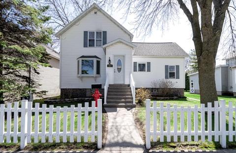 511 Terrace Ave, Marinette, WI 54143