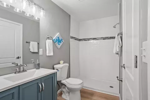 2924 E Wisconsin Ave, Appleton, WI 54911 photo 13