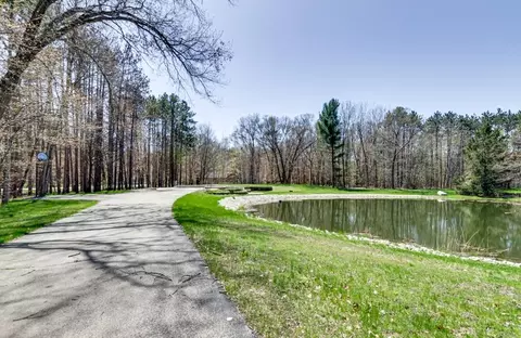 w2239 Woodridge Drive, Marinette, WI 54143