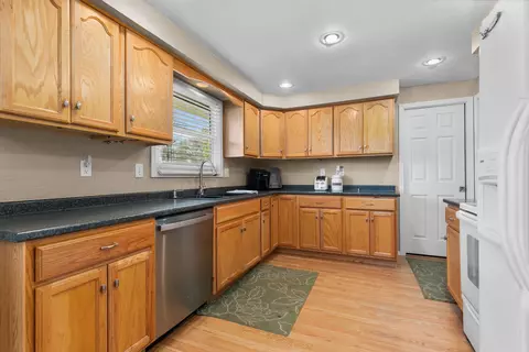 1420 E Harding Dr, Appleton, WI 54915 photo 6