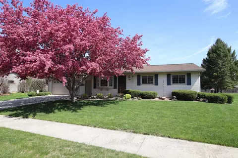 740 Forest Ln, Fond Du Lac, WI 54935