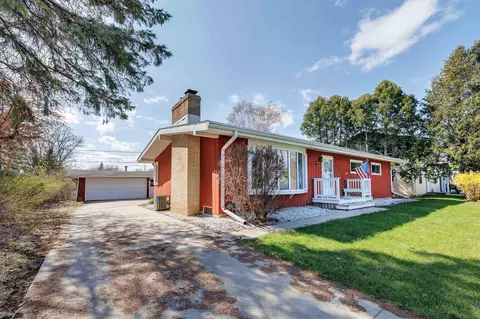 2535 Teakwood St, Appleton, WI 54915