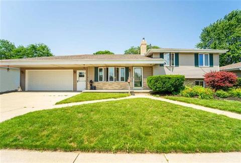 901 S Theodore St, Appleton, WI 54915