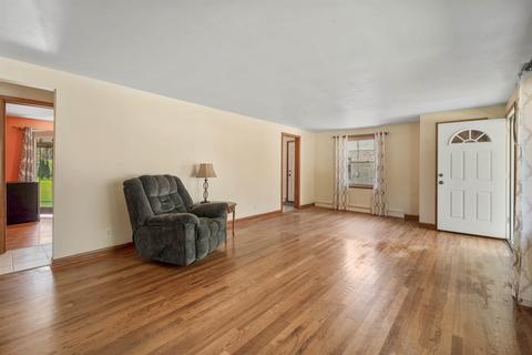 1920 S Walden Ave, Appleton, WI 54915 photo 3