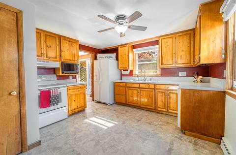 1920 S Walden Ave, Appleton, WI 54915 photo 5