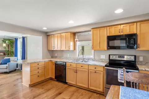 919 N Sharon St, Appleton, WI 54914 photo 6