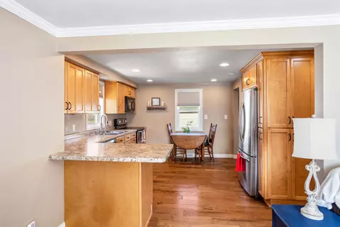 919 N Sharon St, Appleton, WI 54914 photo 4