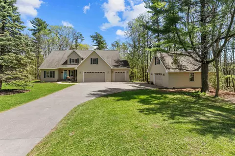 1760 S Casaloma Dr, Appleton, WI 54914