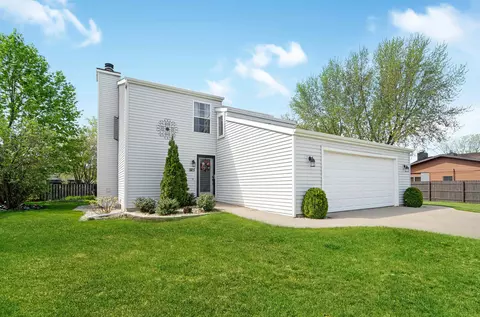 925 Bavarian Ct, Oshkosh, WI 54901