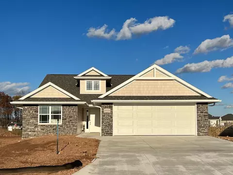 2533 Willow Ct, Green Bay, WI 54311