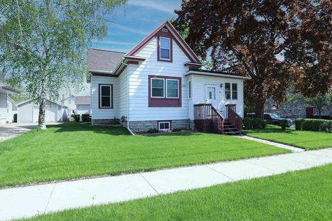 301 Sherry St, Neenah, WI 54956