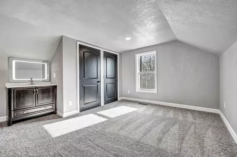 209 N State St, Appleton, WI 54911 photo 16