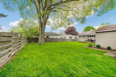 2209 S Telulah Ave, Appleton, WI 54915 photo 23