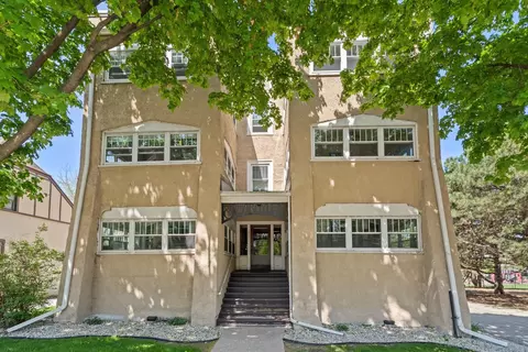 628 S Monroe Ave, Green Bay, WI 54301