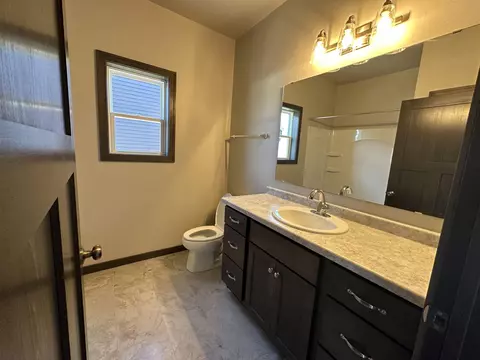 2322 E Honeygold Ct, Appleton, WI 54913 photo 6