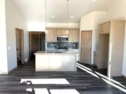 2339 E Honeygold Ct, Appleton, WI 54913 photo 3