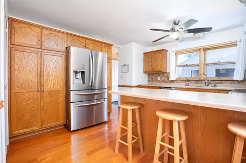 1918 S Jackson St, Appleton, WI 54915 photo 5