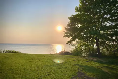 n6601 Harrison Road, Hilbert, WI 54129