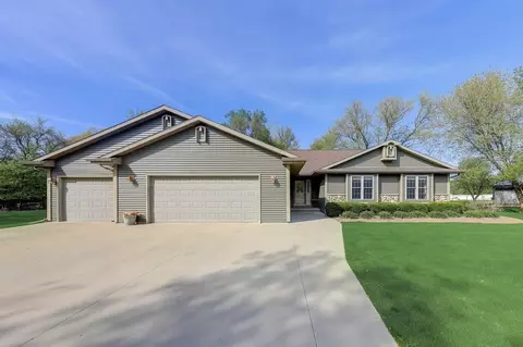 w7477 County Road T, Fond Du Lac, WI 54937