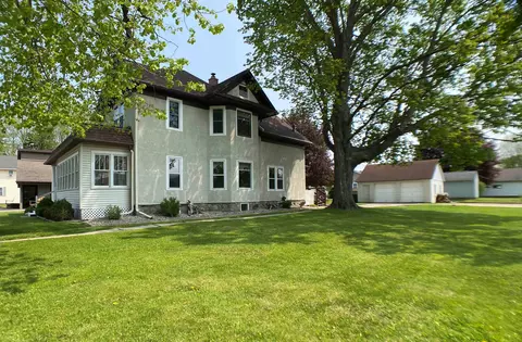 146 N Cecil St, Bonduel, WI 54107