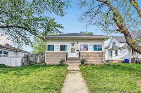 1263 Klaus St, Green Bay, WI 54302