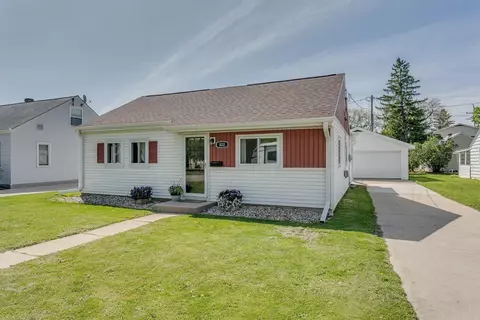 822 Edward St, Neenah, WI 54956